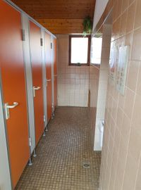 Sanit&auml;r, Damen Toilette 1 Schl&uuml;chttal Naturcamping